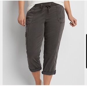 MAURICES Cargo Cropped Gray Pants Utility Active Hiking Camping Size 24